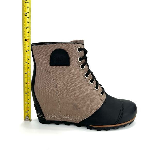 Sorel PDX Black/Tan Wedge Bootie Size 10 Leather/Canvas Waterproof Lace-Up New - Picture 8 of 15